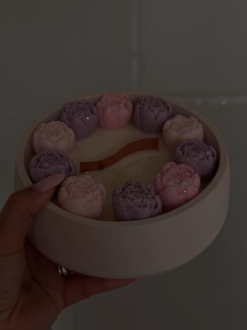 Bougie Pivoines ronde – Image 5