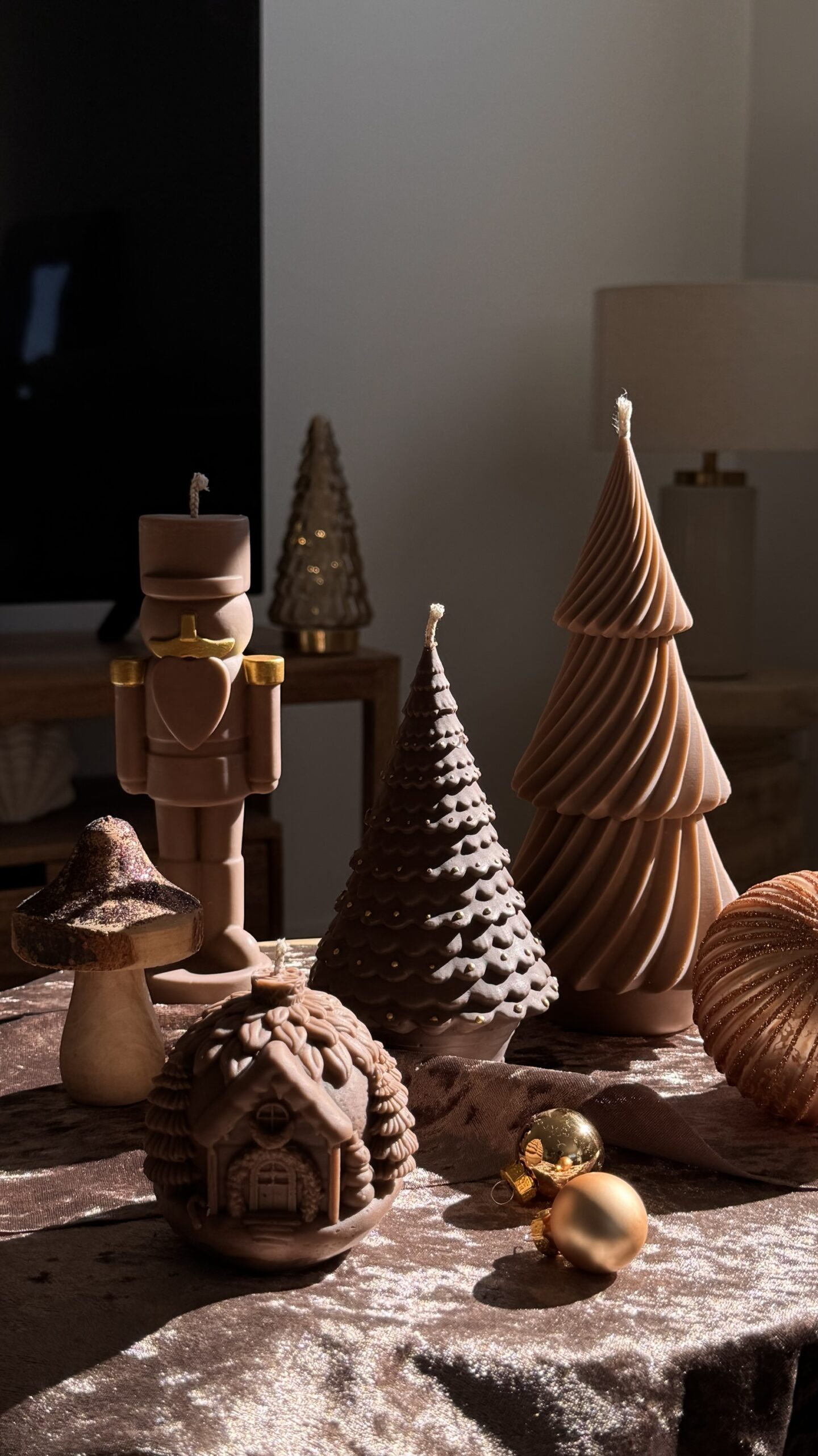 Bougie Sapin Boules « Chocolate » – Image 2