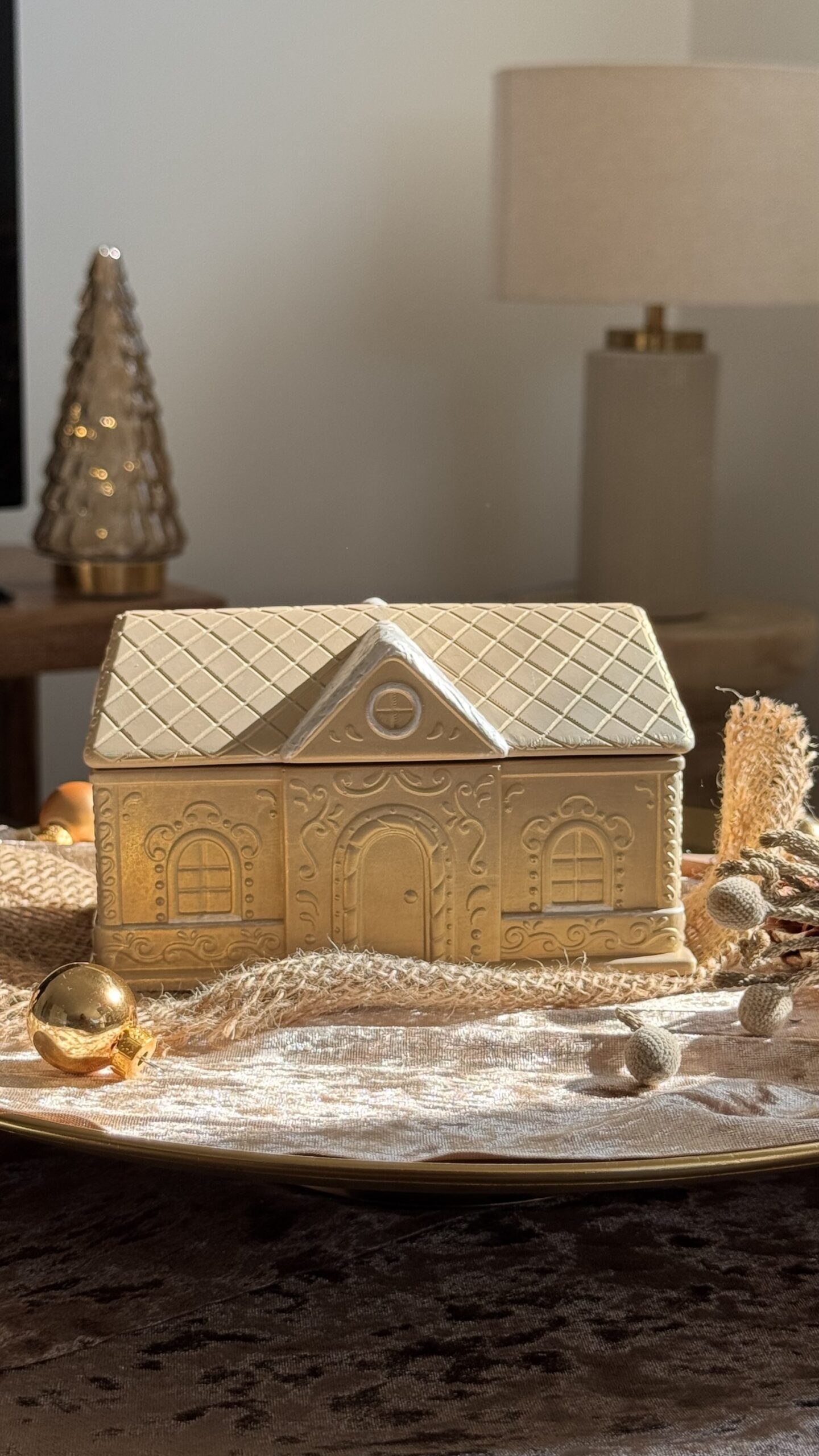 Bougie Gingerbread Cottage « Nacrée » – Image 15