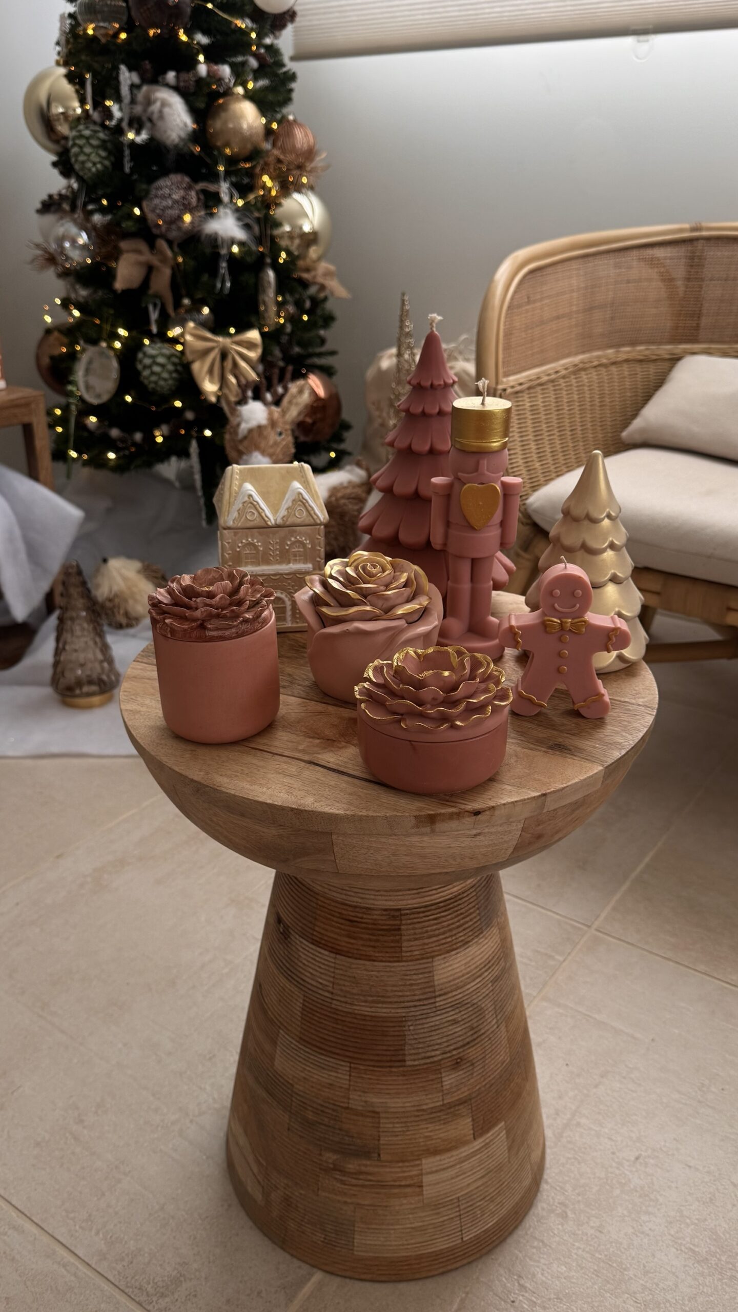 Bougie Camelia taille 1 – Image 2